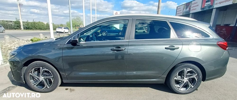 Hyundai i30 1.5 110CP M/T Highway - 1