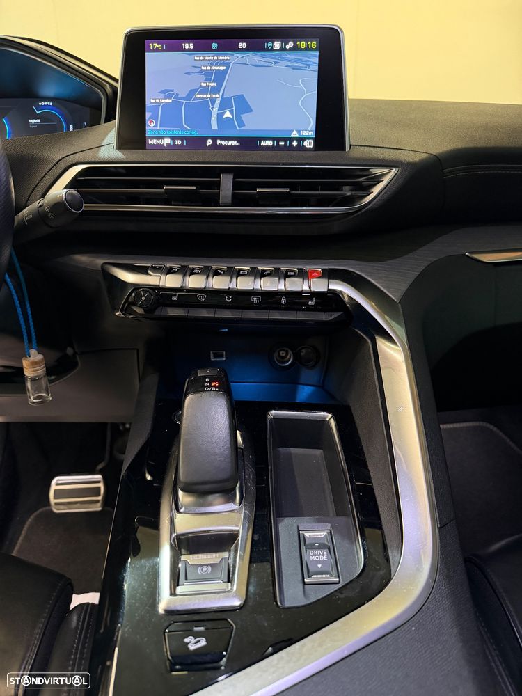 Peugeot 3008 1.6 Hybrid4 GT Pack e-EAT8 - 12