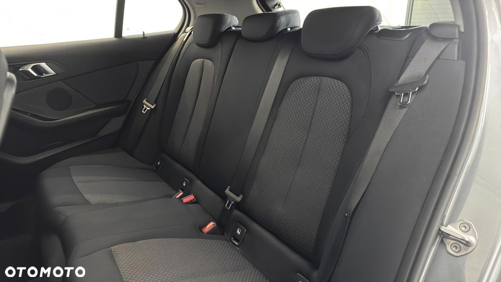 BMW Seria 1 118i Advantage - 18