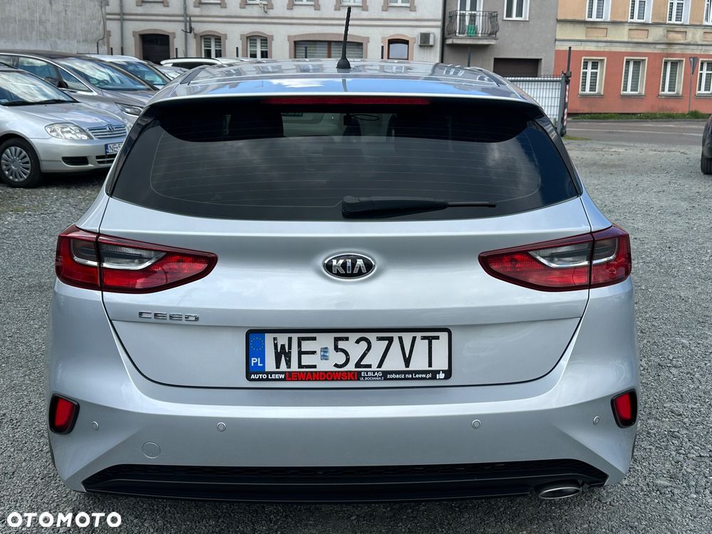 Kia Ceed 1.6 CRDi SCR L - 6