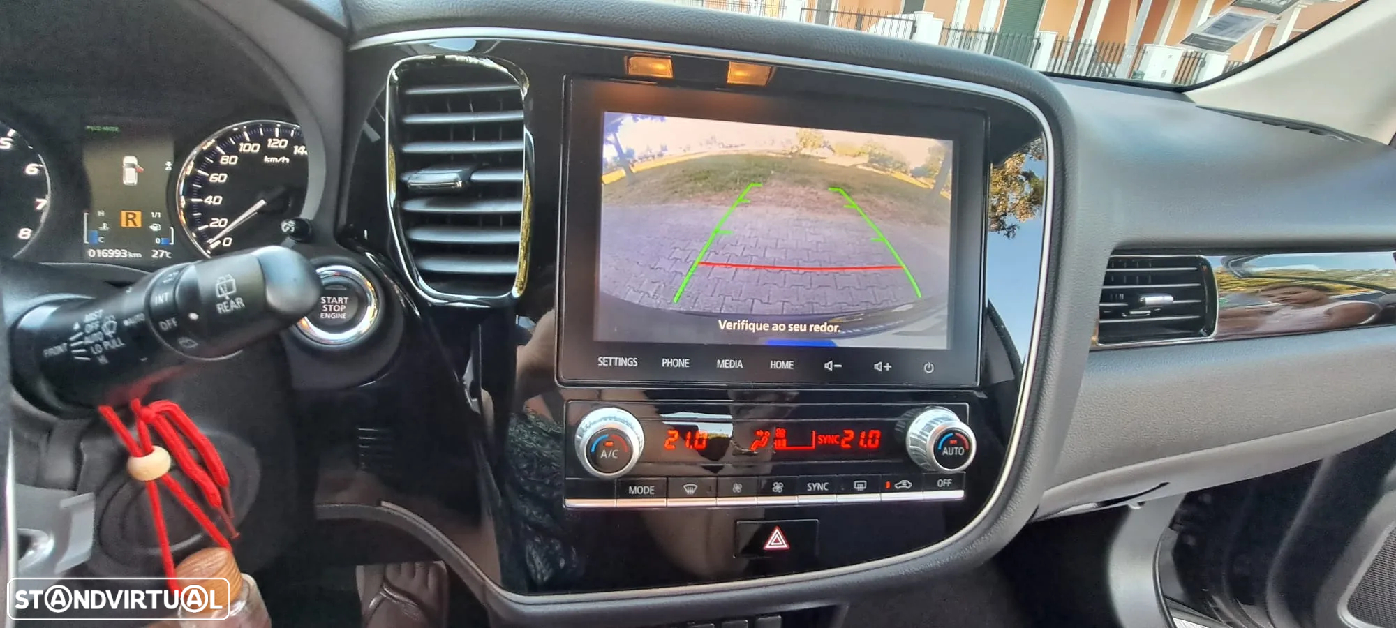 Mitsubishi Outlander 2.0 Kaiteki CVT - 12