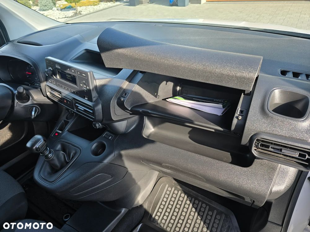 Opel Combo 1.5 CDTI Enjoy S&S - 21