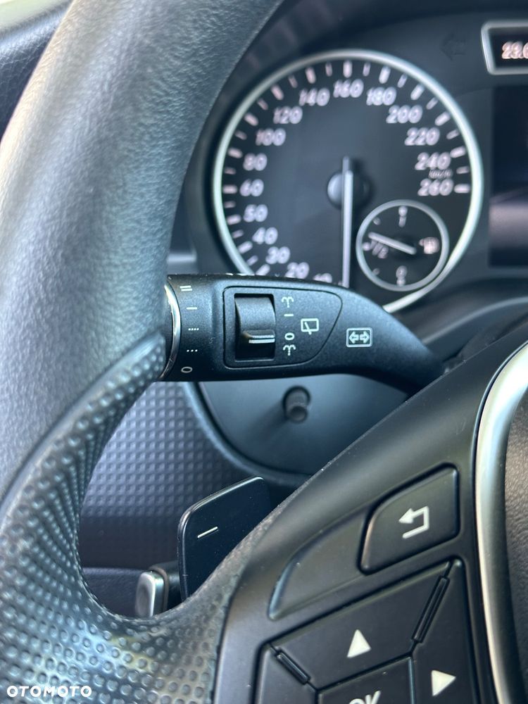 Mercedes-Benz Klasa A 180 7G-DCT SCORE - 20