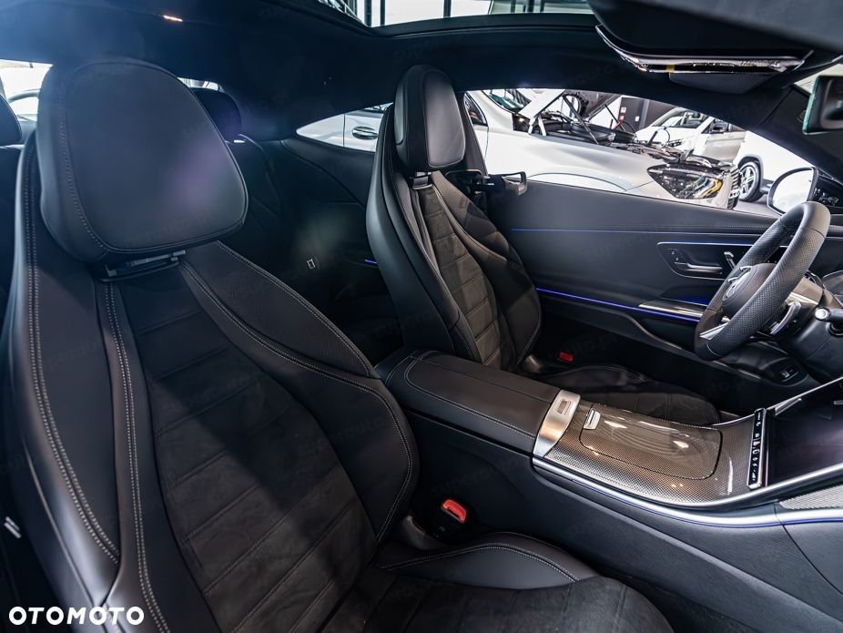 Mercedes-Benz CLE 300 mHEV 4-Matic AMG Line - 8