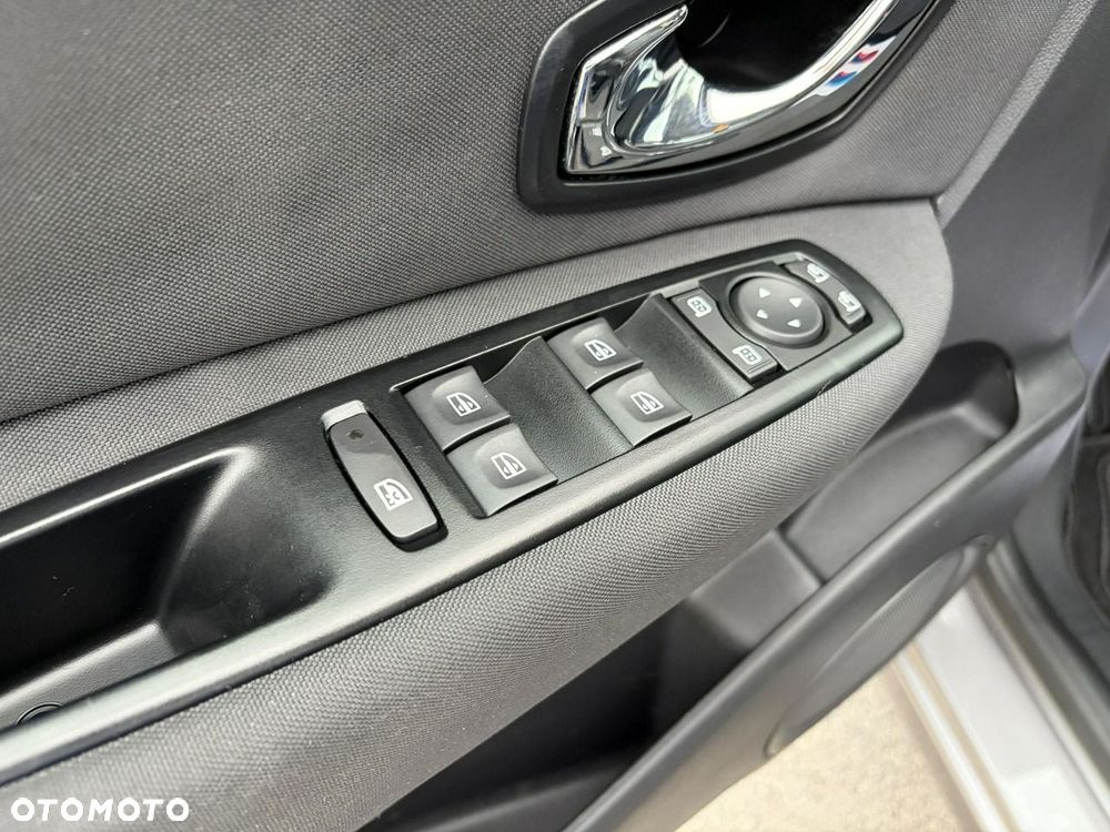 Renault Grand Scenic - 18