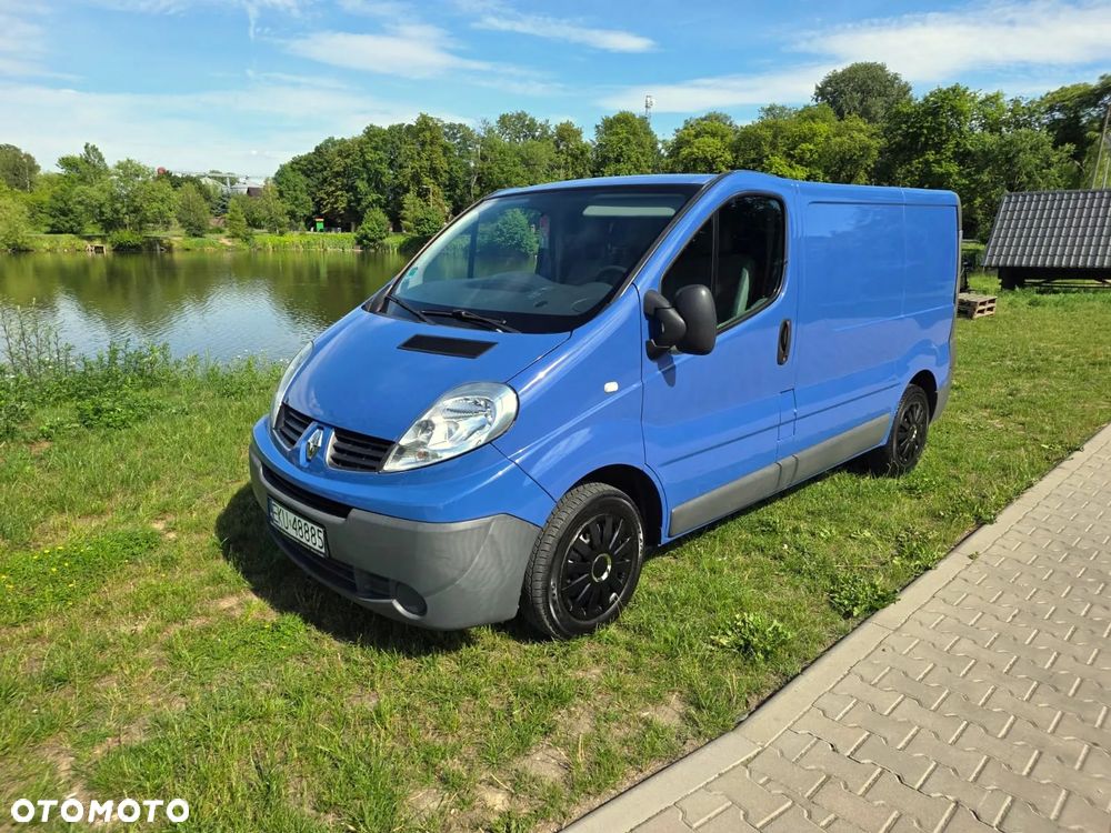 Renault TRAFIC - 1