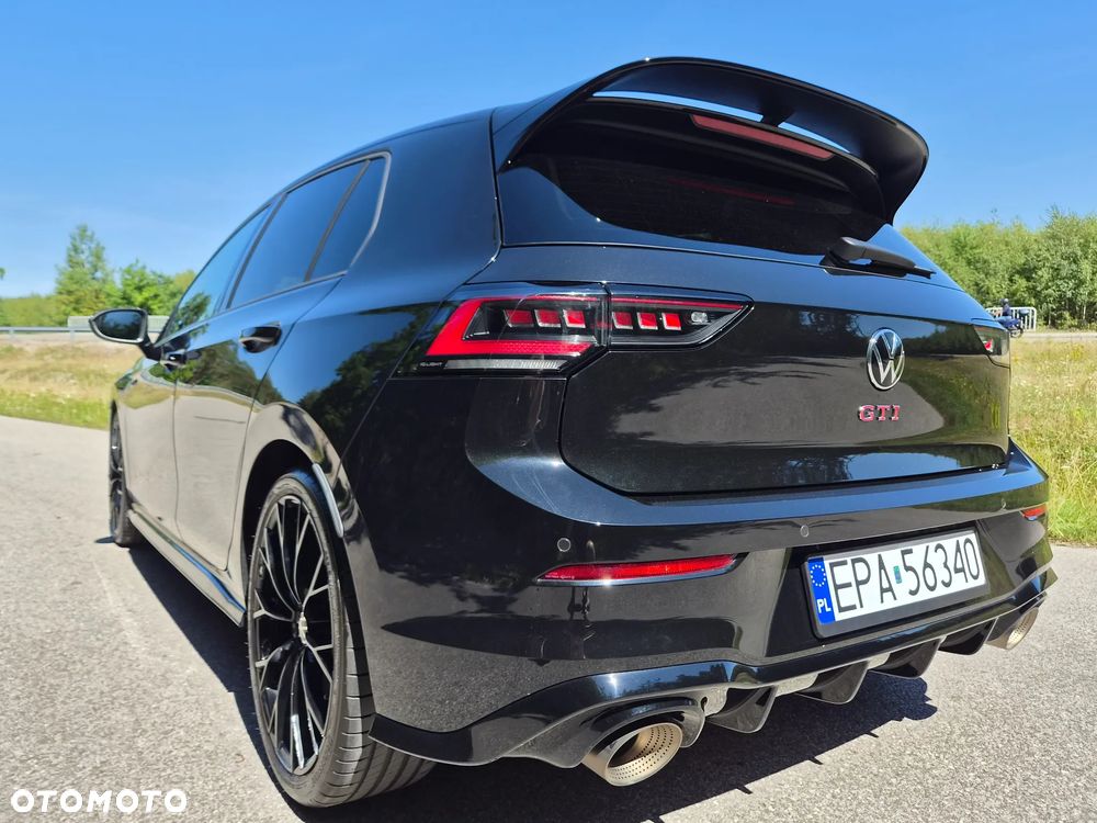 Volkswagen Golf - 9