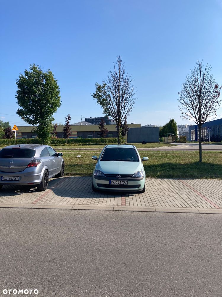 Opel Corsa - 2