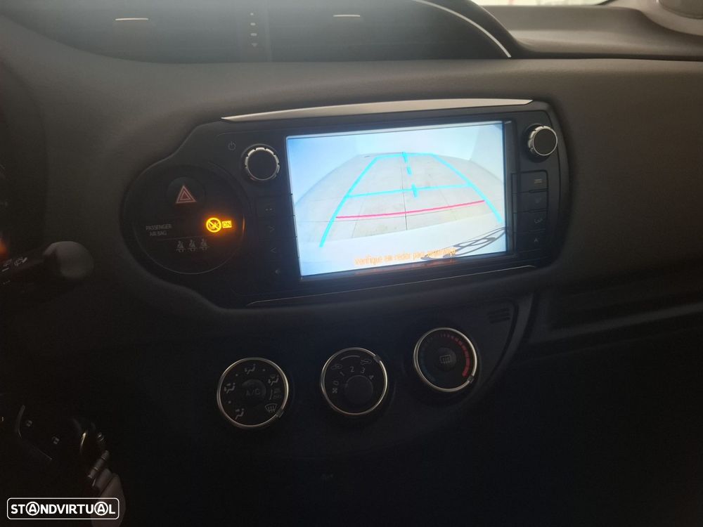 Toyota Yaris 1.0 VVT-i Comfort+P.Style - 7