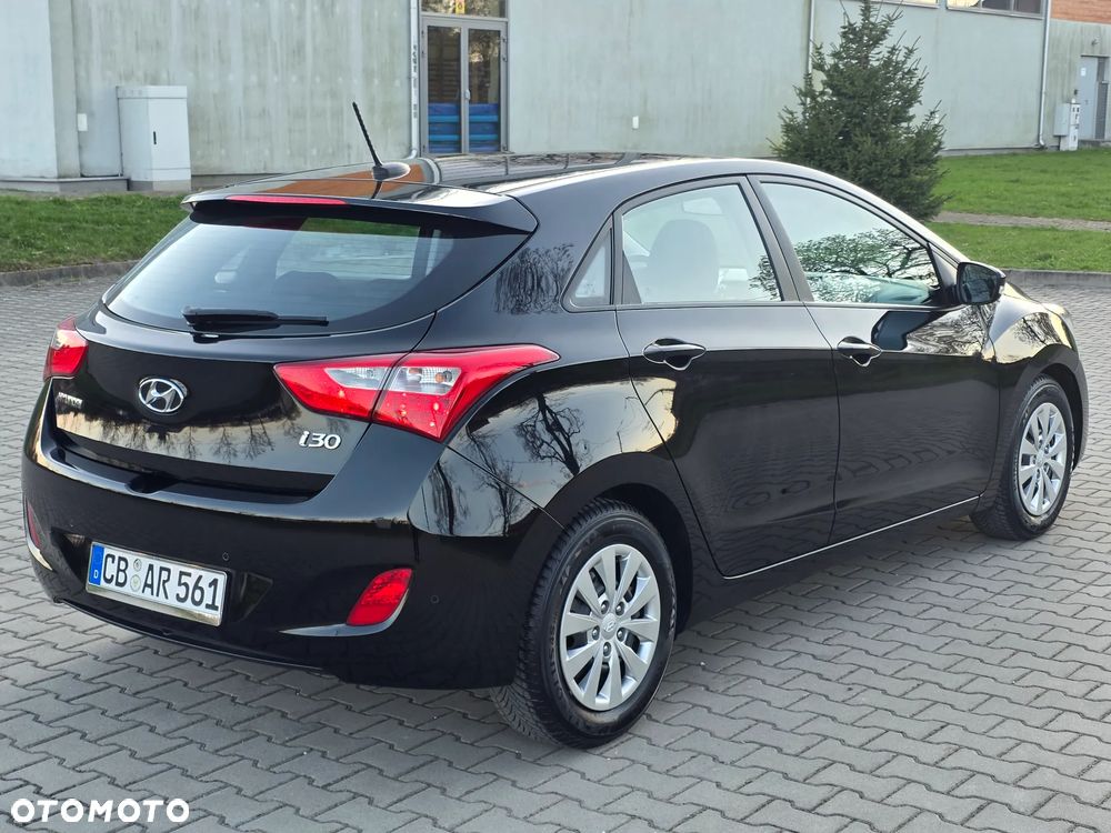 Hyundai i30 blue 1.4 Classic Navigation - 6