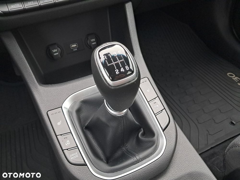 Hyundai i30 - 19
