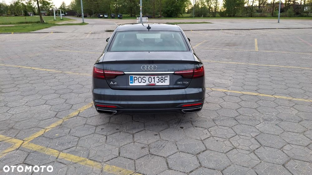 Audi A4 Limousine 30 TDI S tronic - 4