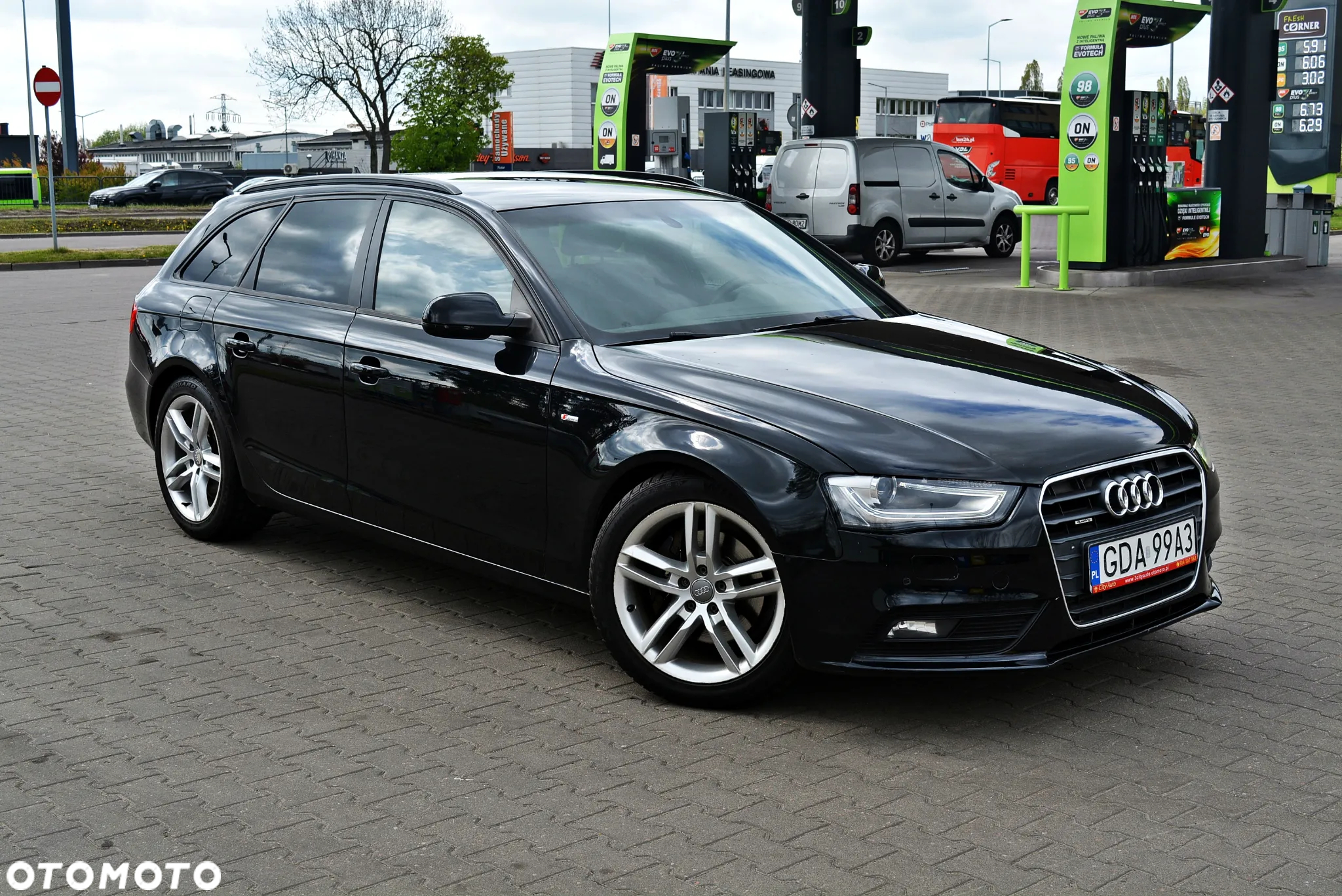 Audi A4 3.0 TDI Quattro S tronic - 2