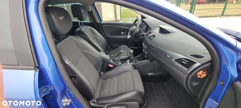 Renault Megane dCi 160 FAP GT - 11