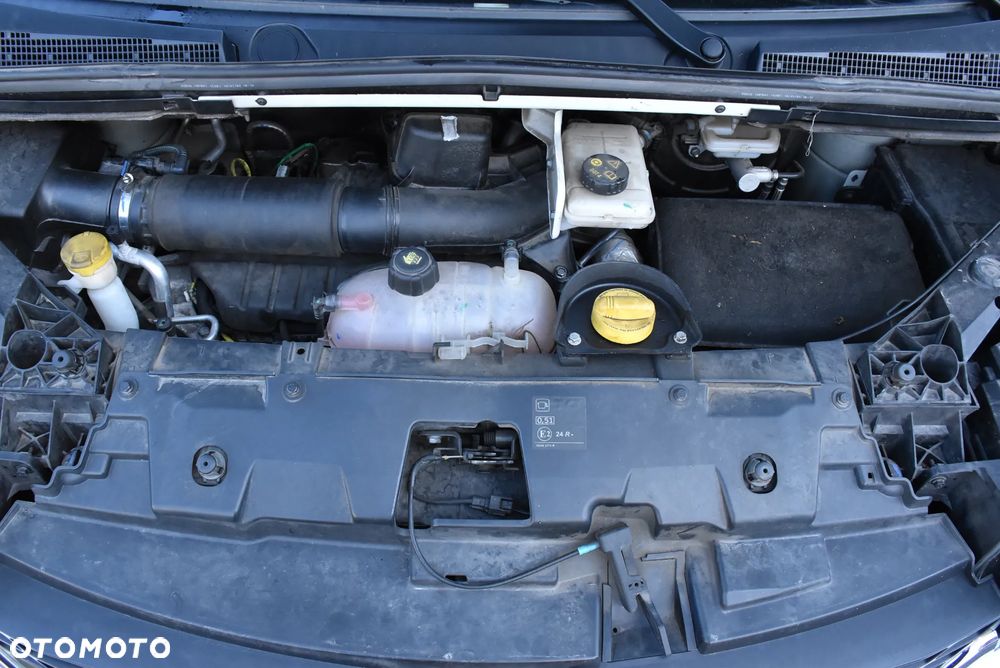 Renault Trafic - 21