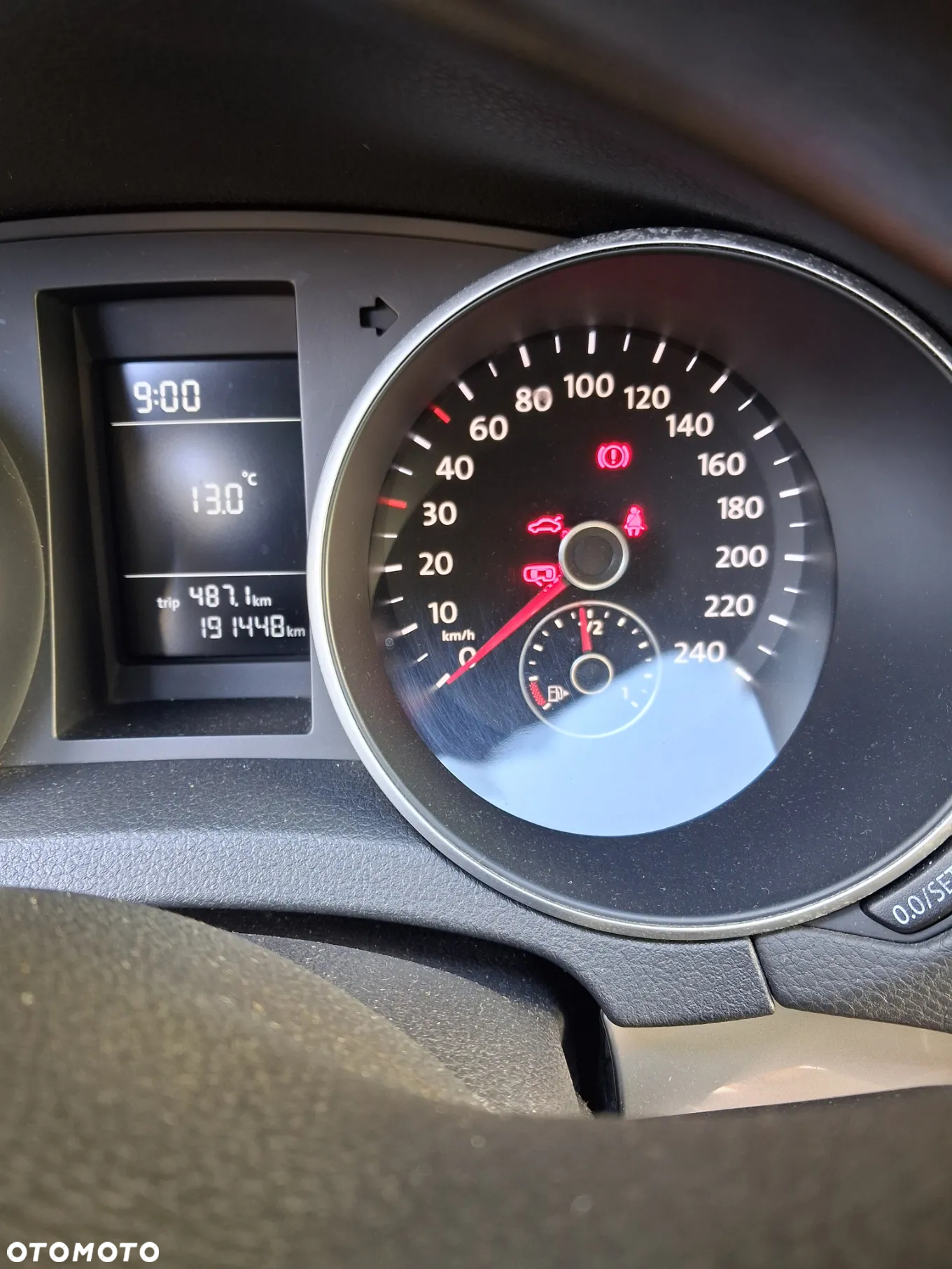 Volkswagen Golf - 6