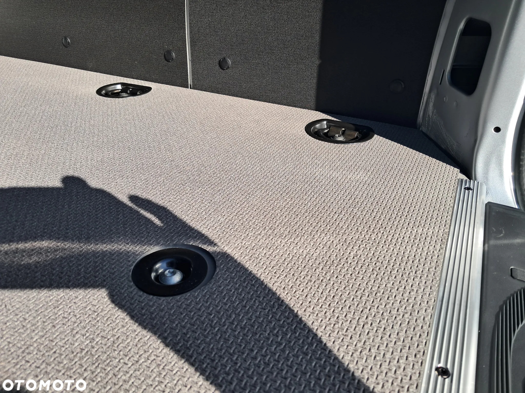 Mercedes-Benz SPRINTER FURGON 319 CDI EKSTRA DŁUGI - 22