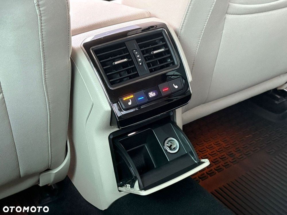 Skoda Superb 2.0 TDI SCR Style DSG - 15