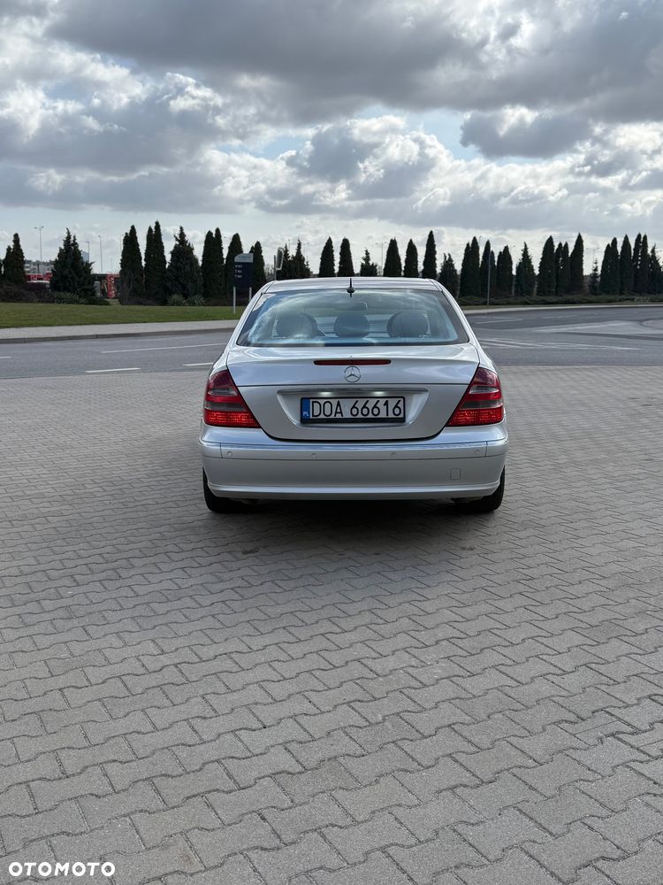 Mercedes-Benz Klasa E - 6