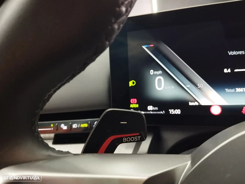 BMW 520 d Pack Desportivo M - 23
