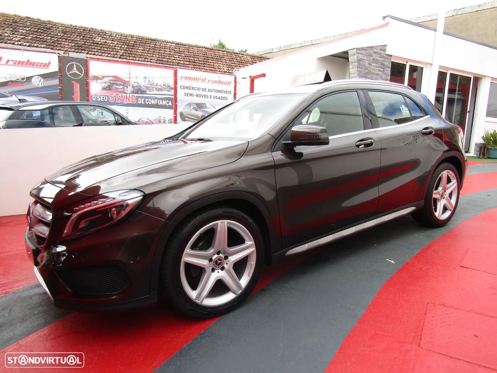 Mercedes-Benz GLA 180 (CDI) d 7G-DCT AMG Line - 11