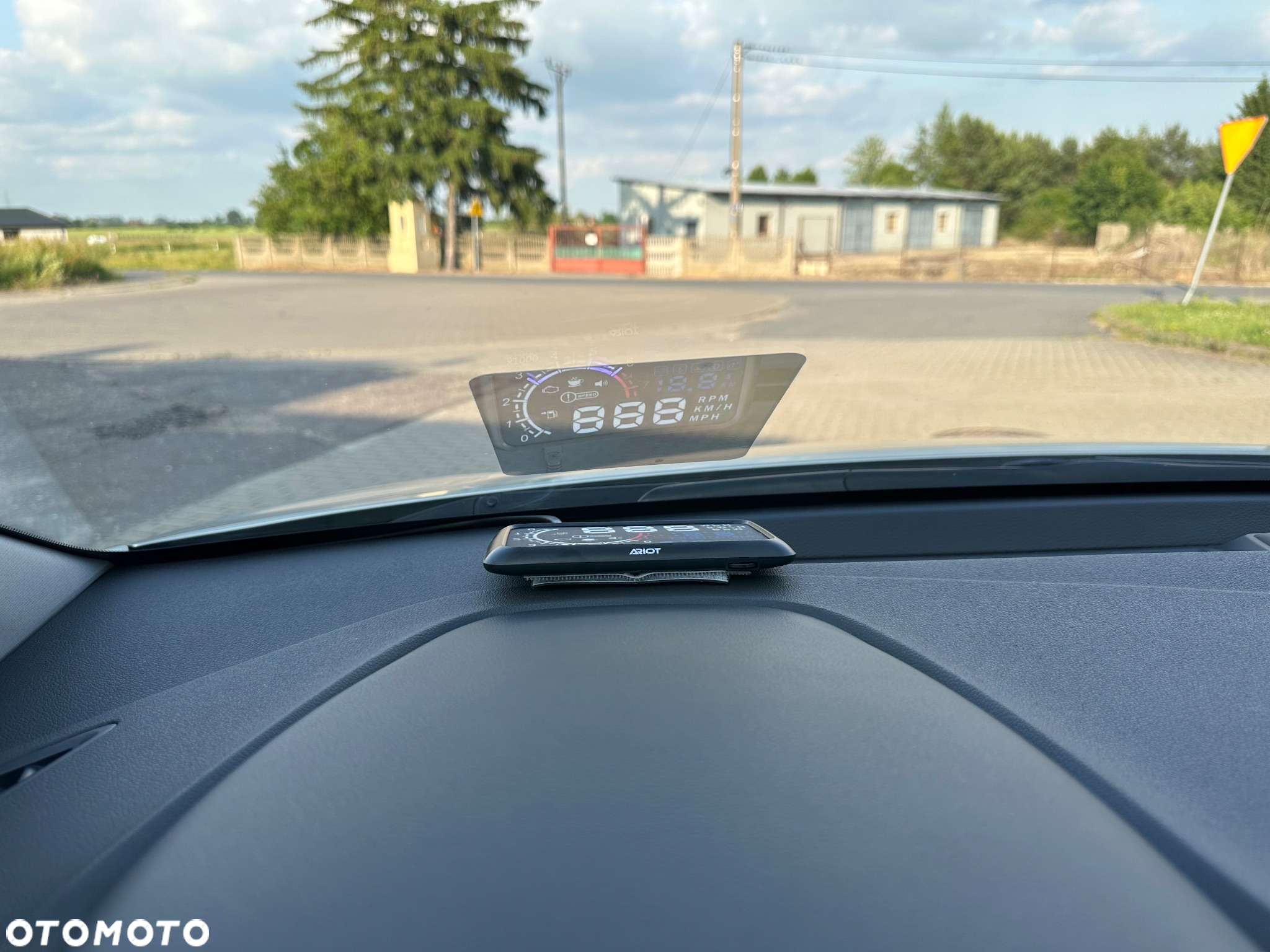 Hyundai Elantra 1.6 Comfort - 26