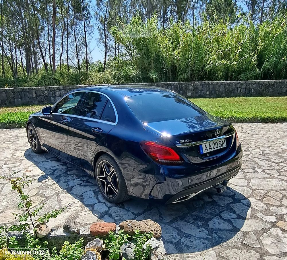 Mercedes-Benz C 300 e AMG Line - 1