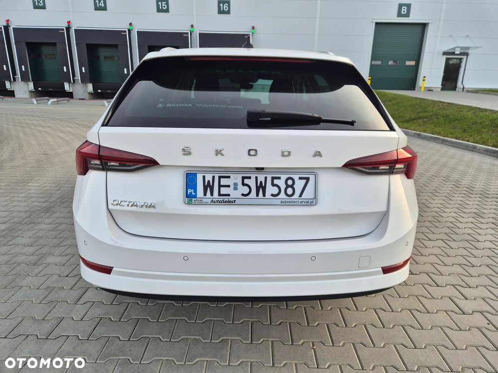 Skoda Octavia 2.0 TDI Style DSG - 6