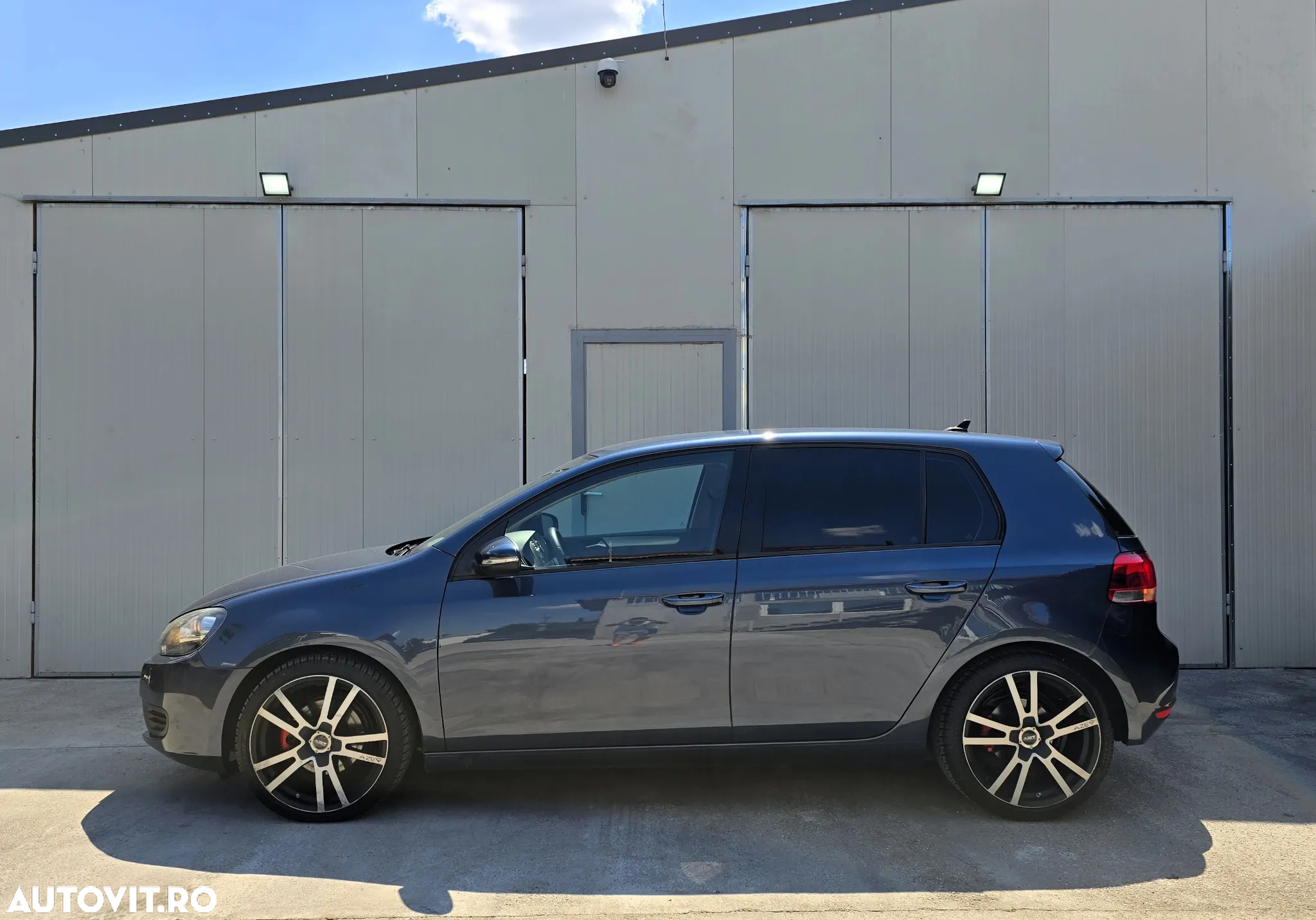 Volkswagen Golf 1.6 TDI DPF BlueMotion Technology Comfortline - 6