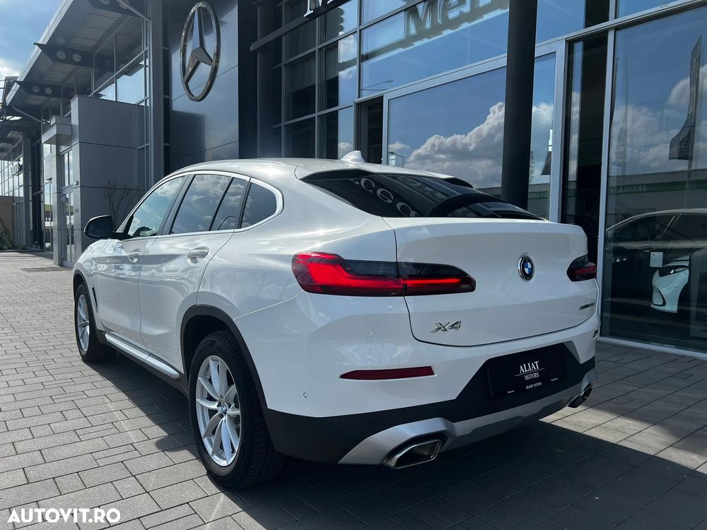 BMW X4 xDrive20i AT MHEV - 27