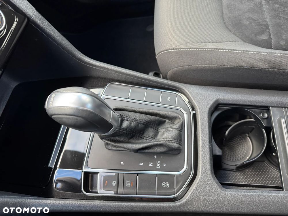 Volkswagen Golf Sportsvan 1.4 TSI (BlueMotion Technology) DSG Highline - 20