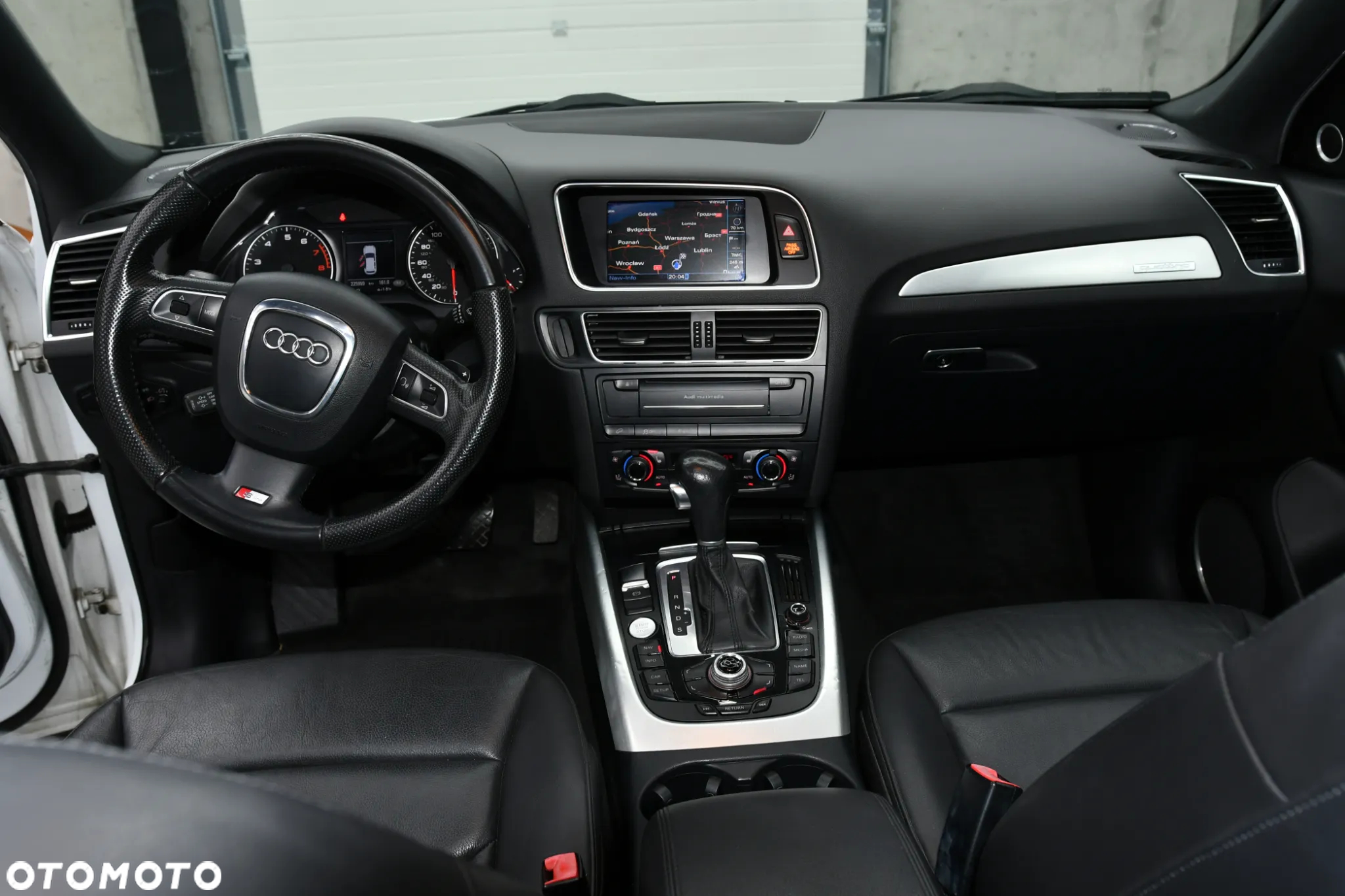 Audi Q5 3.2 FSI Quattro S tronic - 15