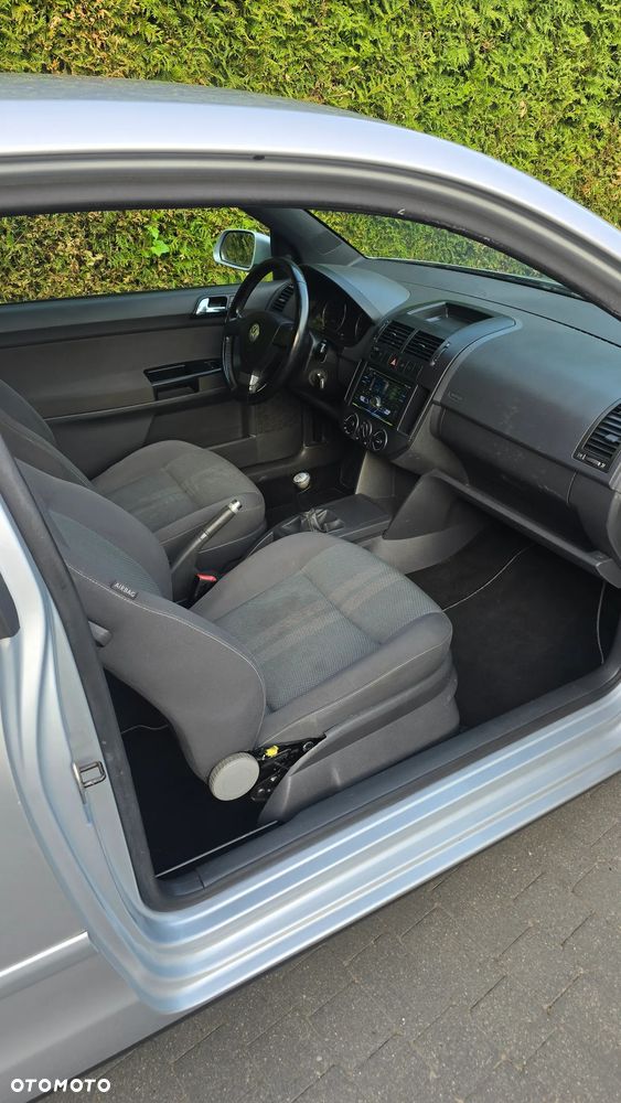 Volkswagen Polo 1.2 Blue Motion Technology Team - 8
