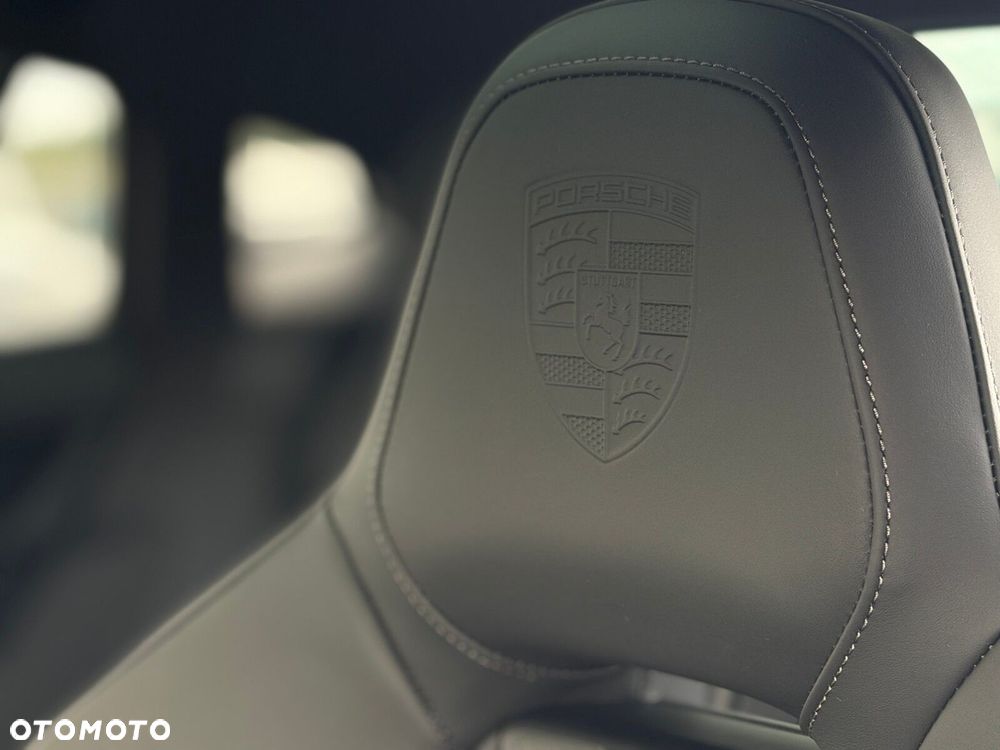 Porsche Panamera - 23