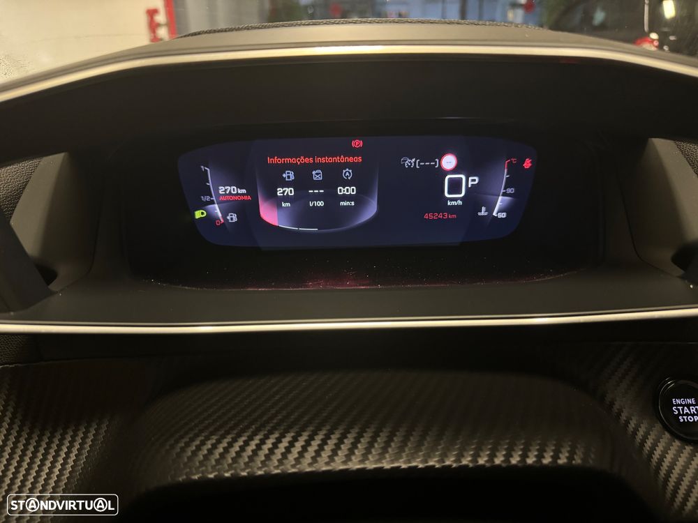 Peugeot 2008 1.2 PureTech Allure Pack EAT8 - 27