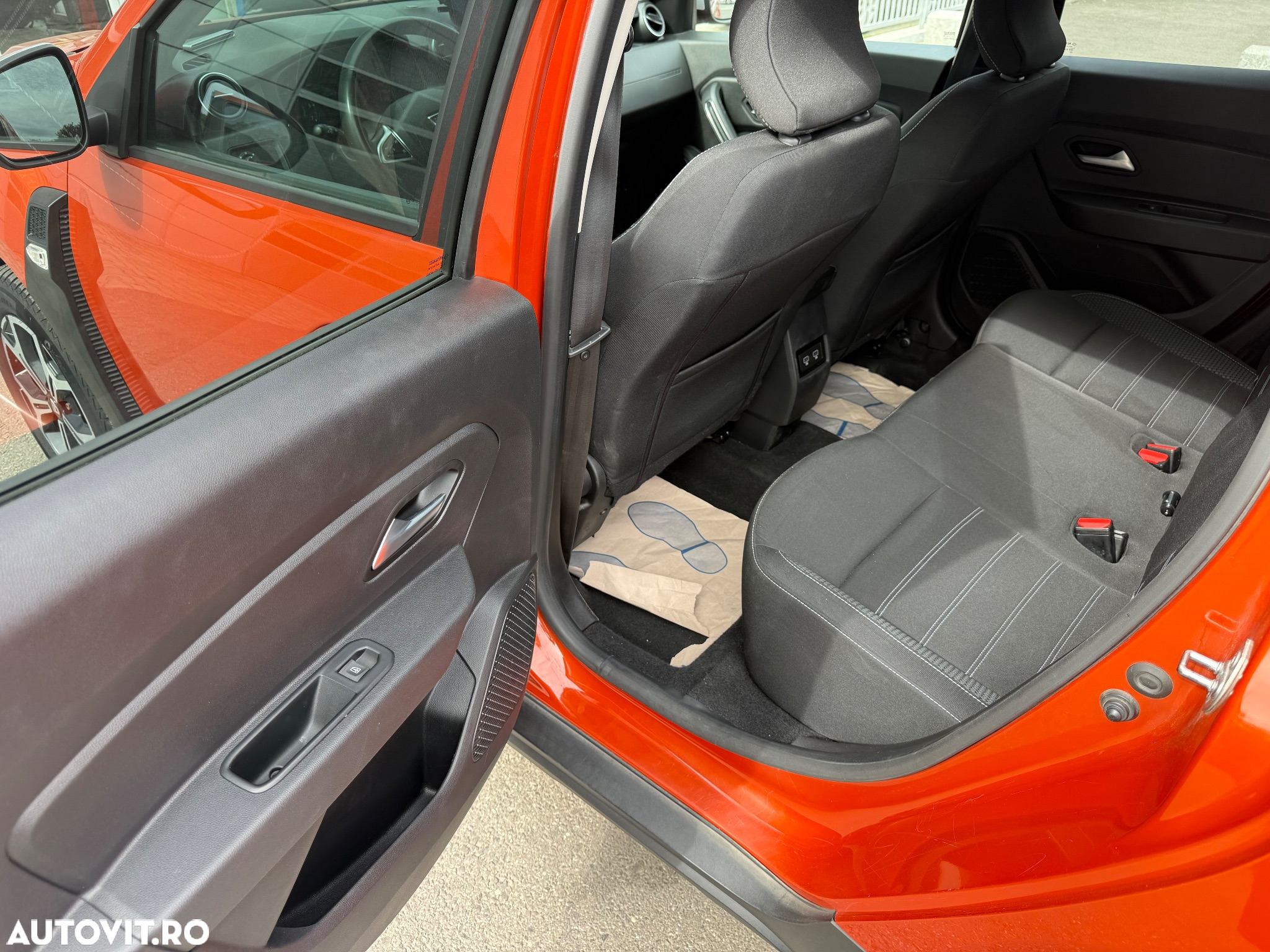 Dacia Duster Urban TCe 150 EDC Prestige - 9