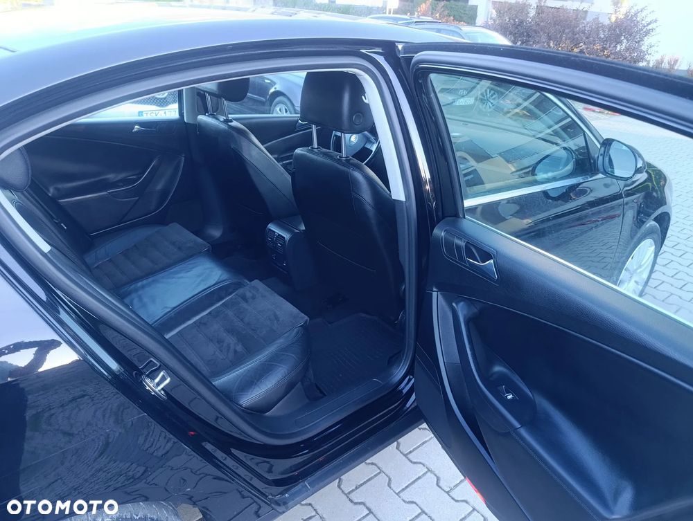 Volkswagen Passat 2.0 TDI Trendline - 10