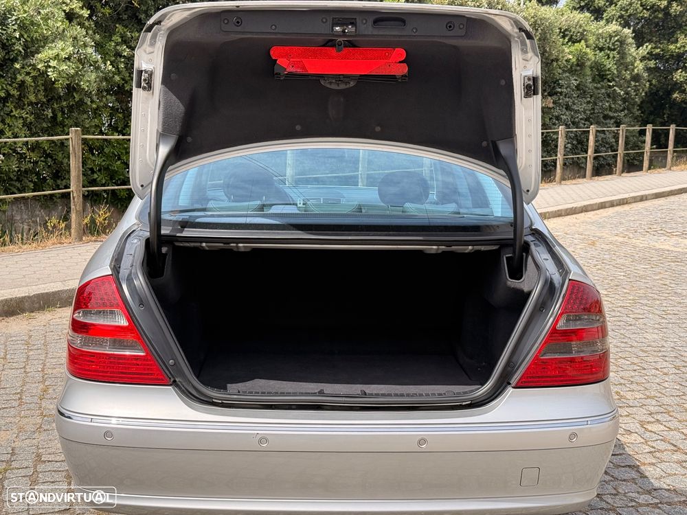 Mercedes-Benz E 270 - 17