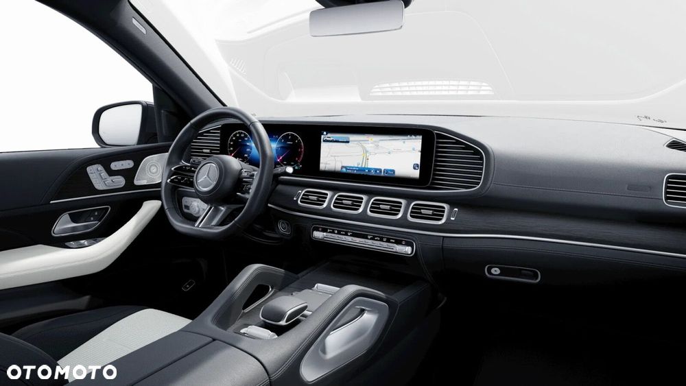 Mercedes-Benz GLE - 32