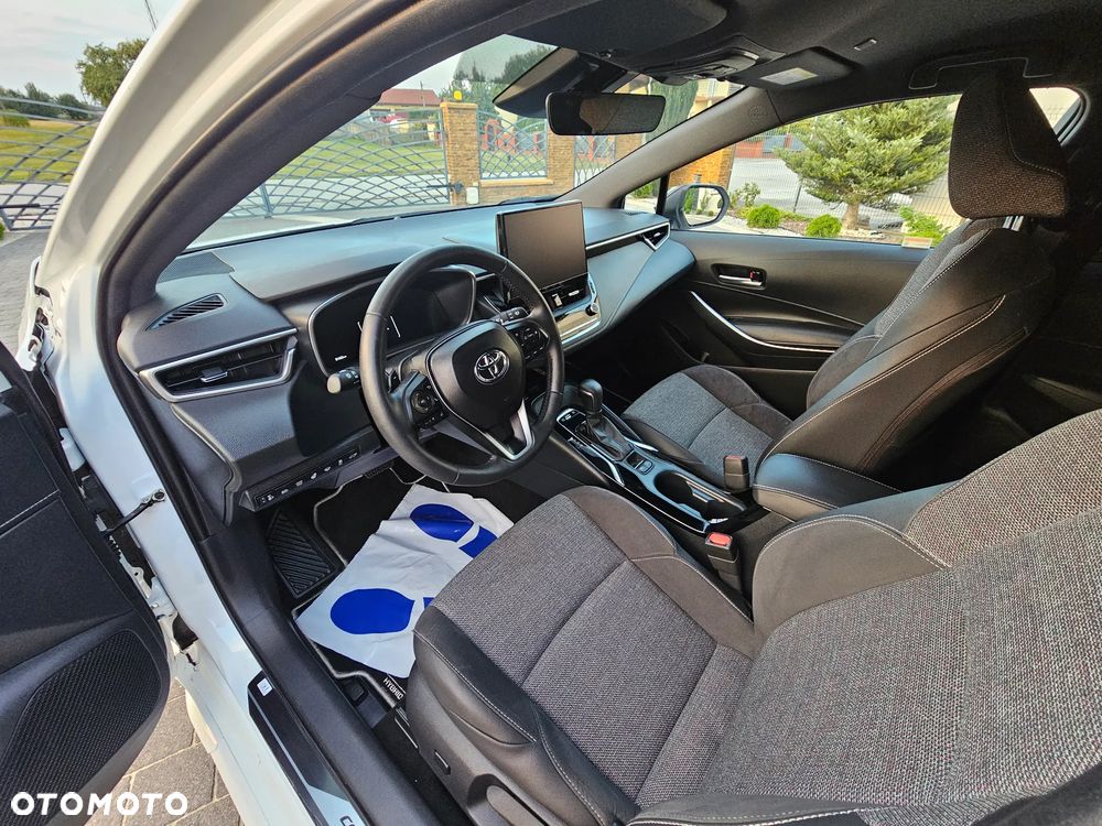 Toyota Corolla 2.0 Hybrid Style - 19
