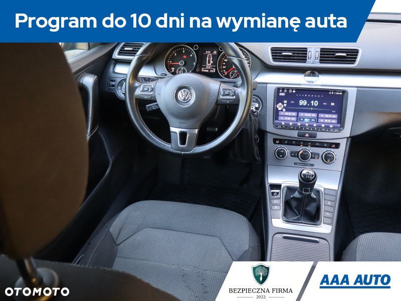 Volkswagen Passat Variant - 9