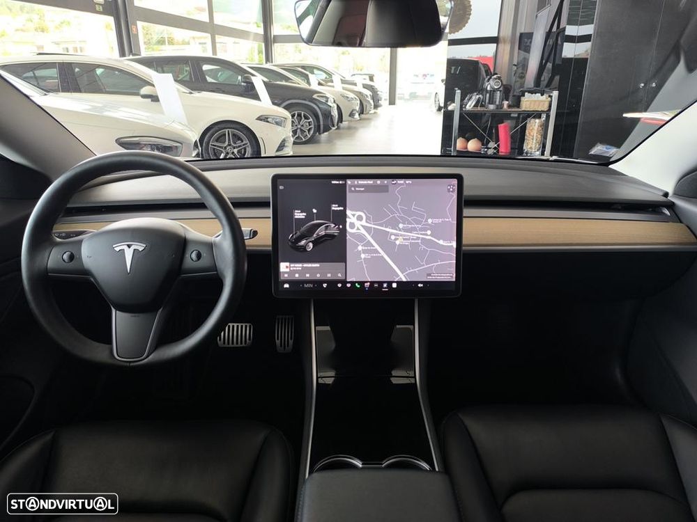 Tesla Model 3 - 20
