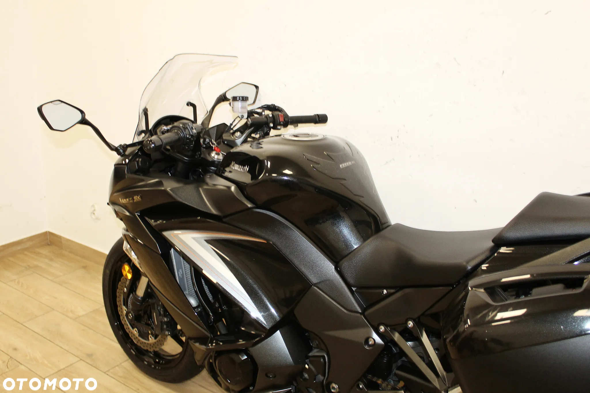 Kawasaki Ninja 1000 SX - 16