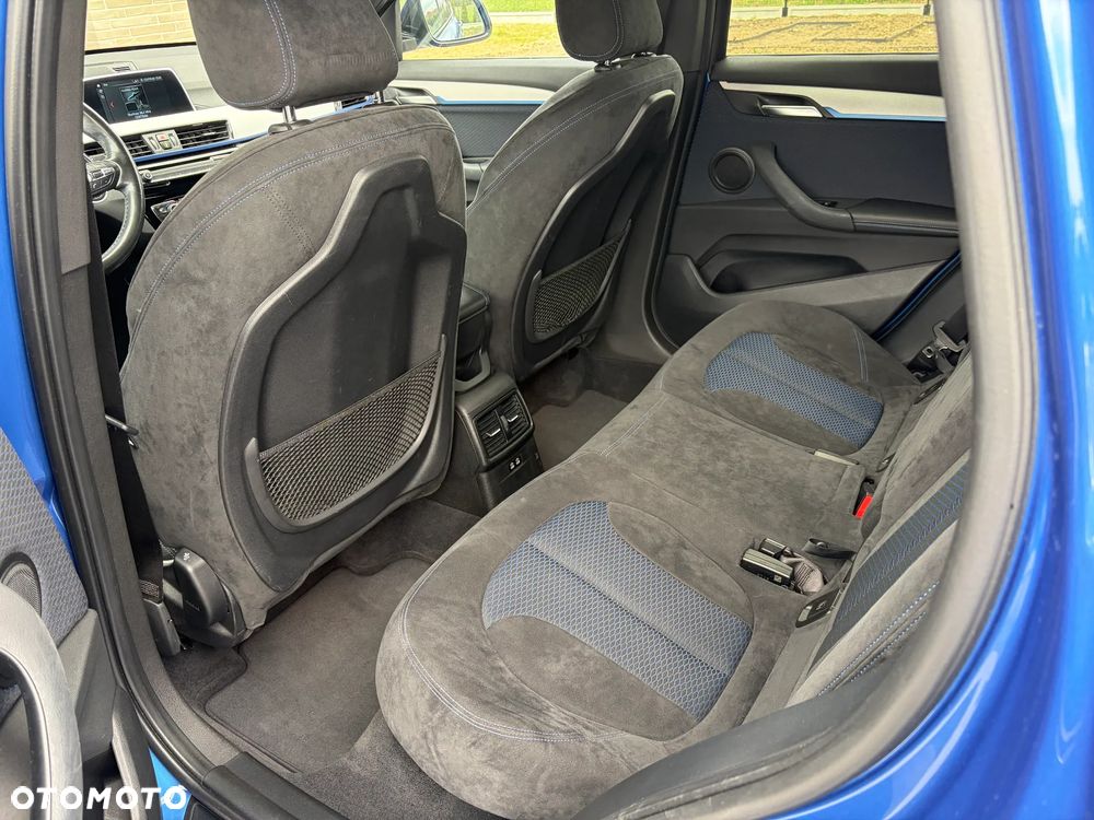 BMW X1 xDrive20i M Sport - 13