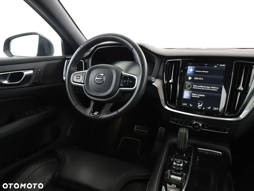 Volvo V60 T8 AWD Recharge Geartronic RDesign - 17