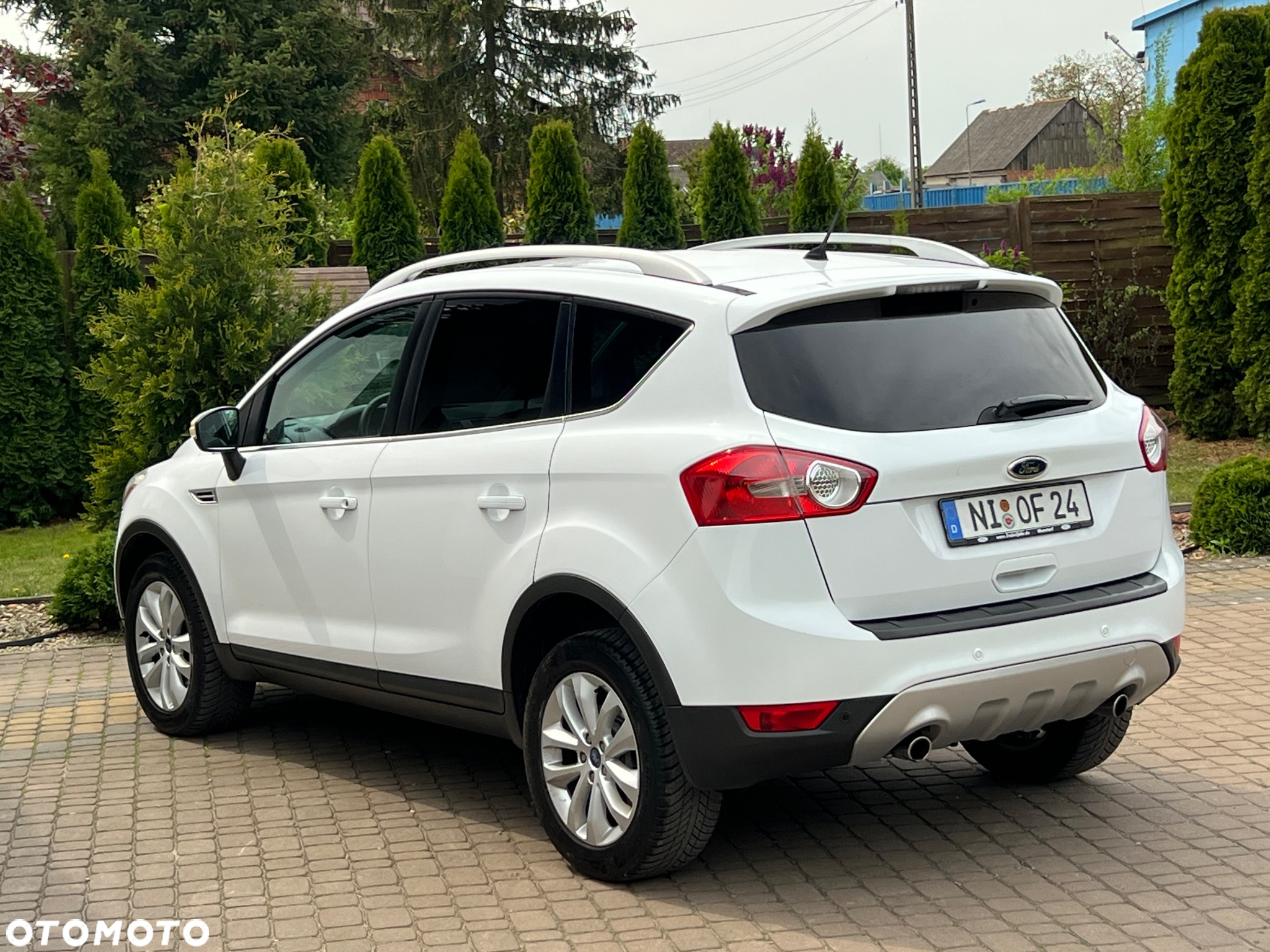 Ford Kuga 2.0 TDCi FWD Titanium - 6