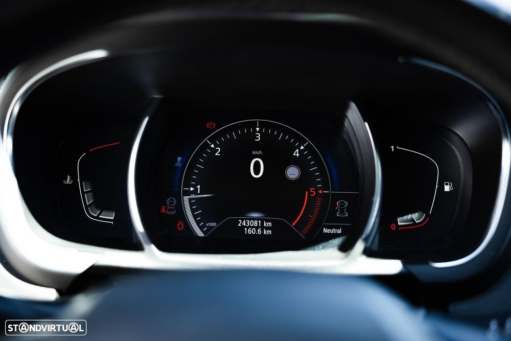 Renault Grand Scénic 1.6 dCi Bose Edition SS - 9