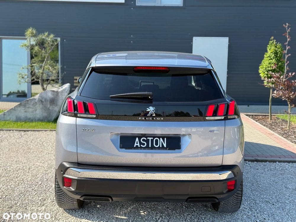 Peugeot 3008 1.2 PureTech Allure S&S - 10