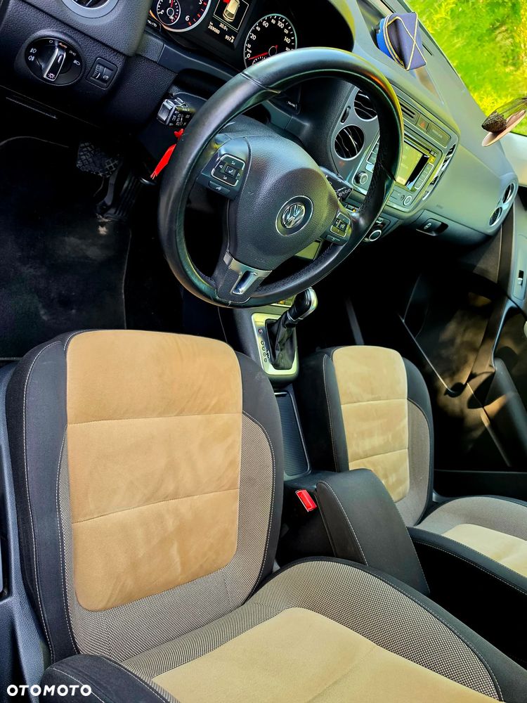 Volkswagen Tiguan 2.0 TDI 4Mot Perfectline R-Style DSG - 25