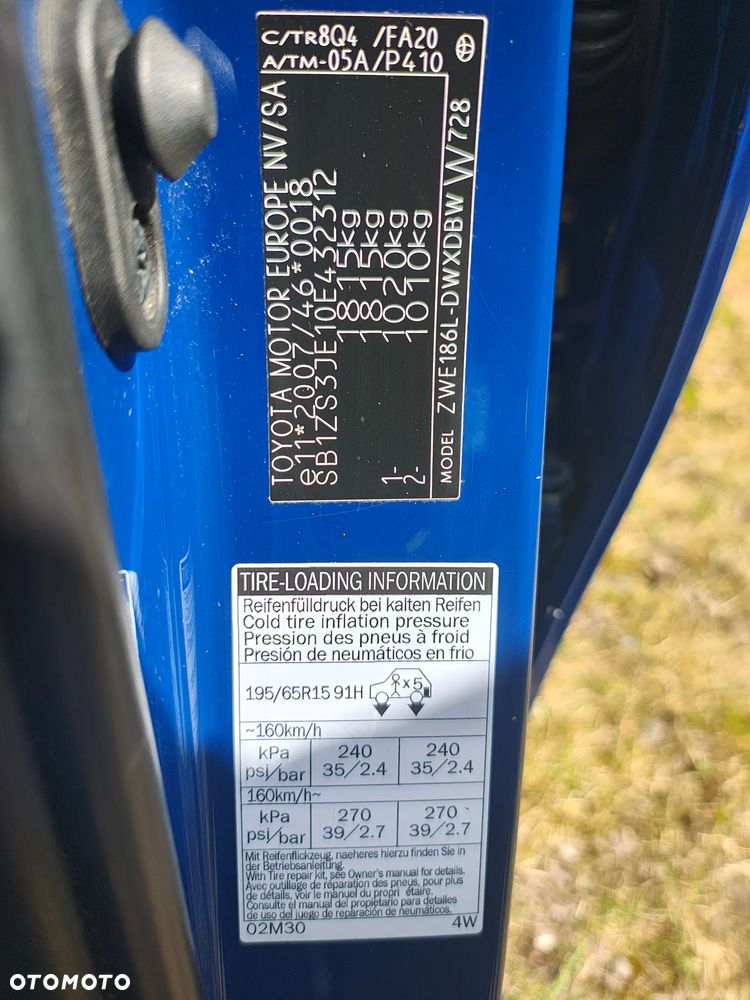 Toyota Auris Hybrid 135 Active - 12